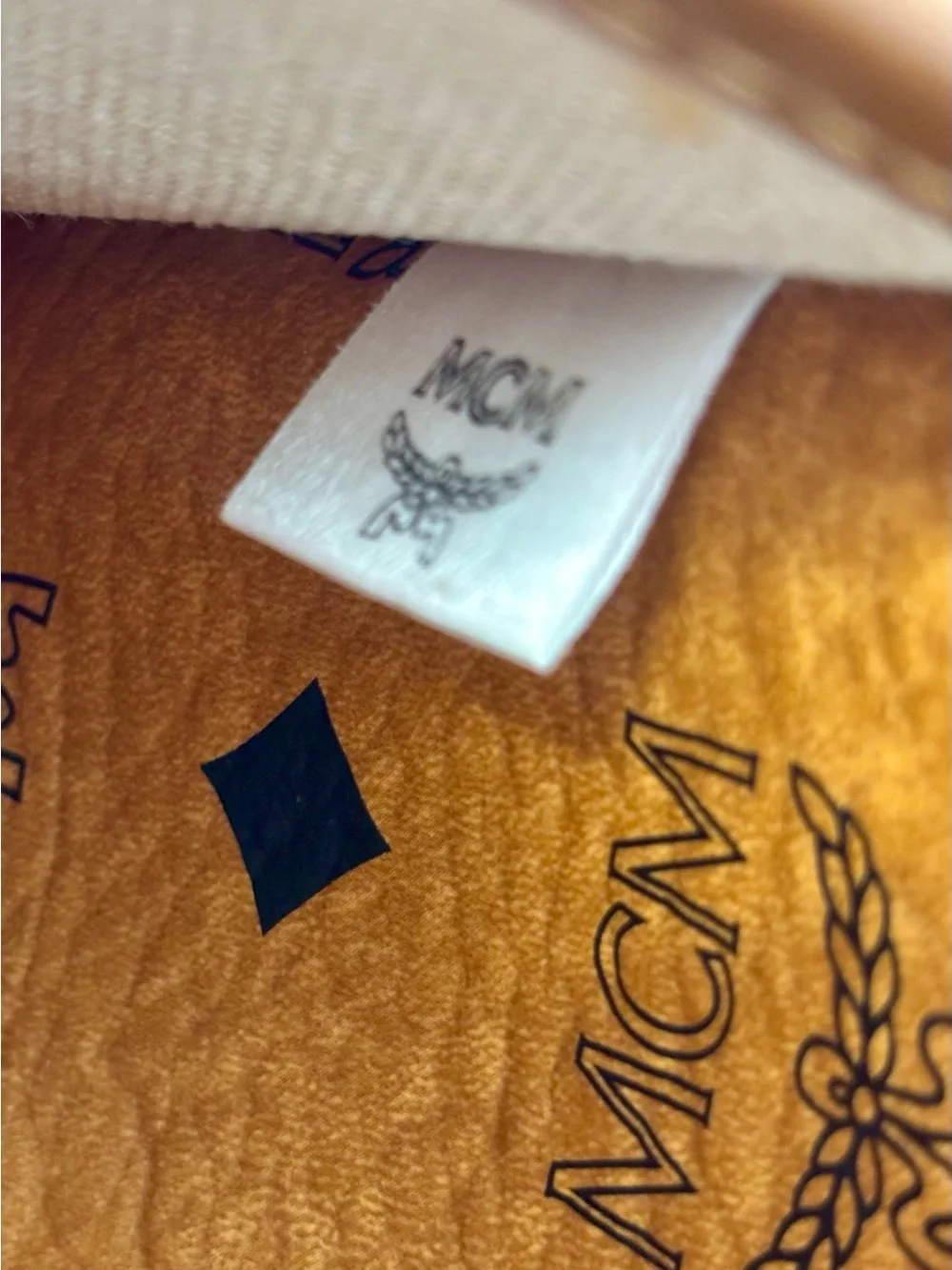 MCM stunning authentic